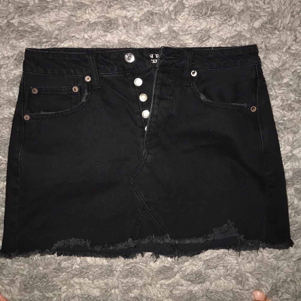 American eagle jean skirt